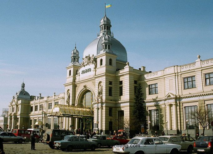 宗教教化對高校學生思想教育工作的啟示與借鑒,核心期刊論文發(fā)表,論文發(fā)表網(wǎng),刊發(fā)論文,樹人論文發(fā)表網(wǎng)