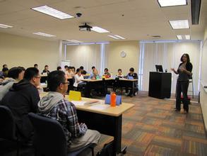 讓學(xué)生的學(xué)習(xí)自主性在信息技術(shù)課堂上充分發(fā)揮